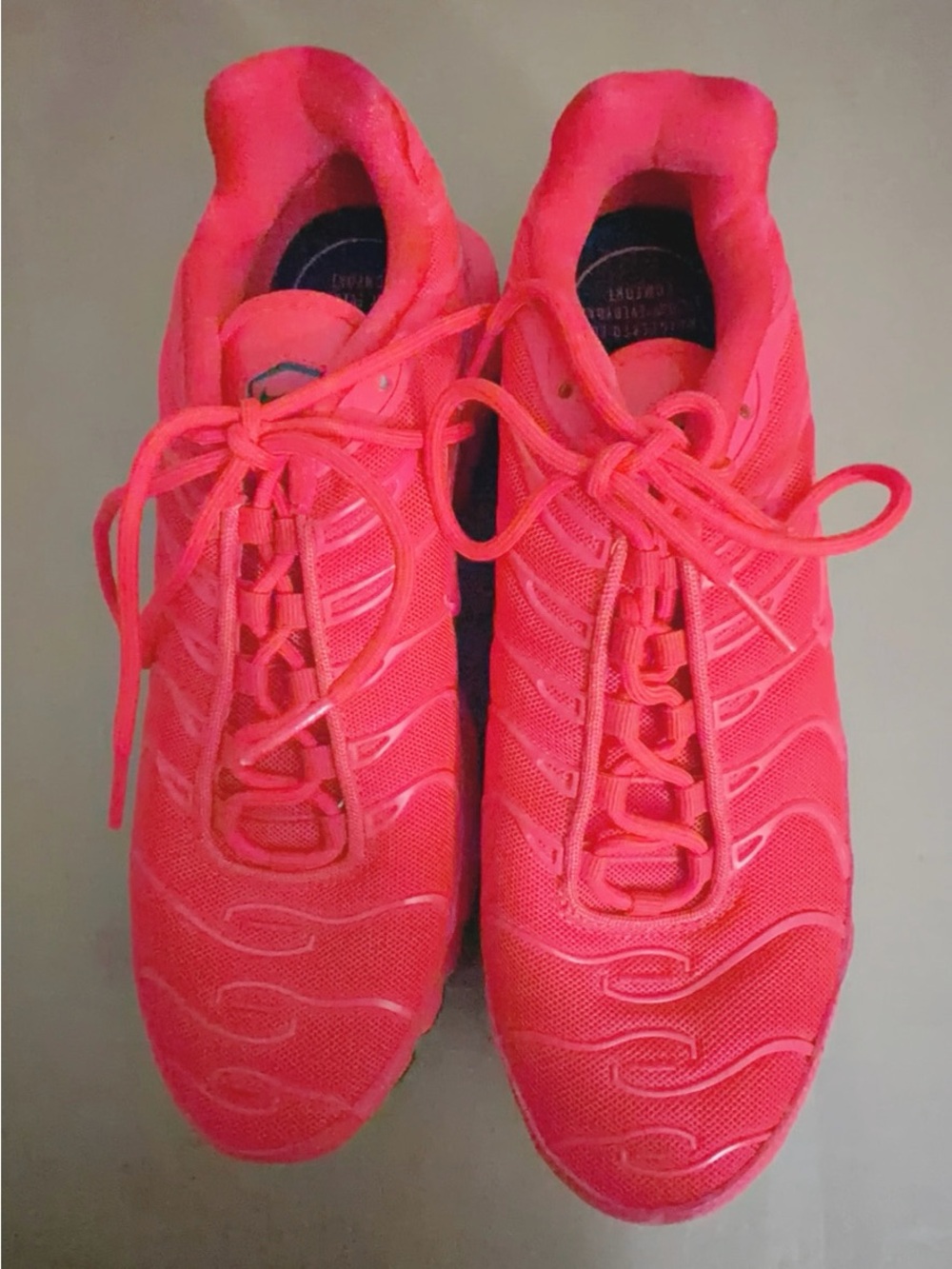 Nike air max Men's Athletic Sneakers - Picture 2 of 7